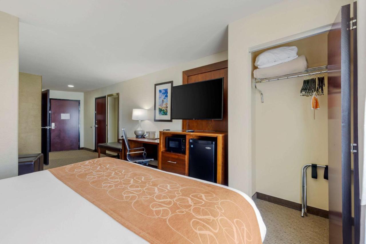 Comfort Suites Pflugerville - Austin North Εξωτερικό φωτογραφία